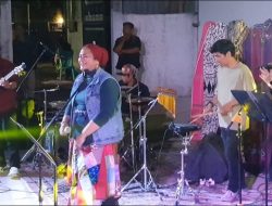 Atraksi Kreator Seni Miya Maharani Cs Sihir Pengunjung di Fabriec Blok