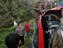 Sekeluarga Tewas Tertabrak Kereta Api di Padang Pariaman