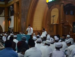 Mantan Panglima TNI Gatot Nurmantyo Tausiah di Masjid Raya Bayur Maninjau