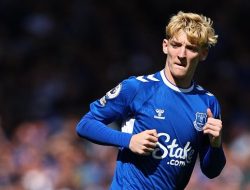Chelsea dan Newcastle Tertarik Anthony Gordon