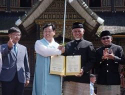 Gubernur dan Mr. Kim Kwan Tandatangani Letter of Intent di Istano Basa Pagaruyung