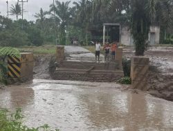 Banjir Bandang Terjang Malampah Barat Pasaman, Dua Jembatan Putus
