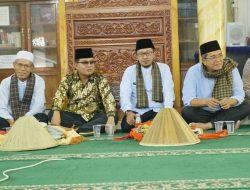 Sehari Bupati Eka Putra Kunjungi Tiga Masjid