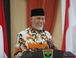 Gubernur Sumbar Apresiasi 11 Kabupaten Kota Meraih Predikat UHC dari Wapres