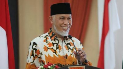 Gubernur Sumbar Apresiasi 11 Kabupaten Kota Meraih Predikat UHC dari Wapres