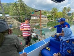 Tim Gabungan DKP Sumbar Sita 25 Unit Jaring Angkat di Danau Singkarak