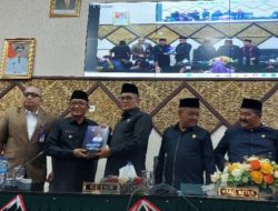RAPAT PARIPURNA DPRD KOTA PADANG, Walikota Sampaikan LKPJ Tahun 2022