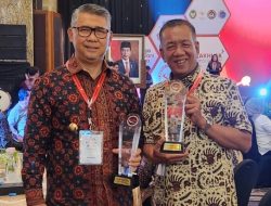Rusma Yul Anwar Terima Digital Government Award