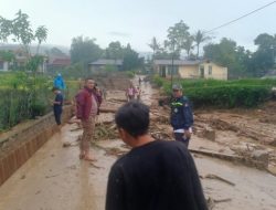 Nagari Surian Solok Dilanda Banjir Bandang
