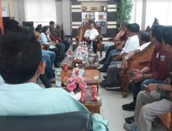 Ukir Sejarah, Sekwan DPRD Dharmasraya Diskusi Bersama Wartawan