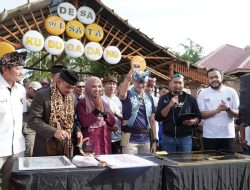 Sandiaga Uno  Kunjungi Desa Wisata Kubu Gadang