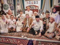Ketua DPD Hadiri Buka Puasa bersama Sultan dan Masyarakat di Keraton Kasepuhan Cirebon