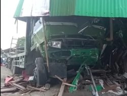 Kecelakaan Beruntun di Panyalaian, Satu Tewas 14 Luka-luka