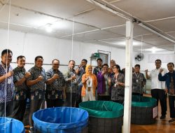 Peserta Rakernas IMA Antusias Lihat Konservasi Ikan Bilih di Semen Padang
