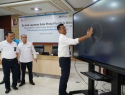 PLN Peduli Lingkungan Gelar Aksi Tanam Pohon dan Bersih Pantai Padang
