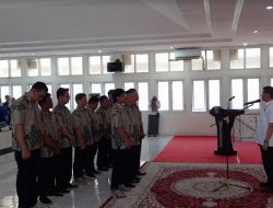 Basril Basyar Kukuhkan Pengurus PWI Padang Panjang