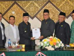 DPRD Padang Bersama Pemko Sepakati Perda Pertanggungjawaban APBD Tahun 2022