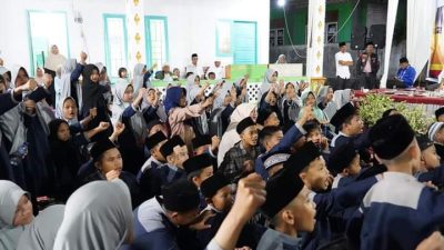 UAS Sampaikan Selamat HUT ke-2 Pada Rumah Tahfidz Ukhuwah 