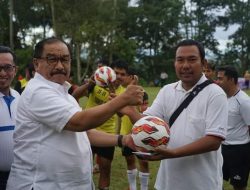 Pemuda Nagari Cubadak Gelar Turnamen Sepakbola Nunang Sakti Cup
