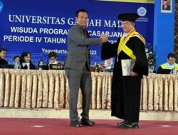 Rektor UGM Undang Genius Umar Hadiri Wisuda Pascasarjana