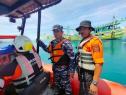 Kapal Nelayan Air Bangis Dengan 14 ABK Terjebak Di Perairan Tiku