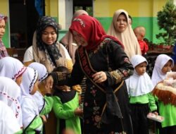 Bunda PAUD Kota Pariaman Kunjungi SDN 21 Jalan Kereta Api