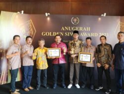 Satu-satunya di Sumbar, Erman Safar Terima Golden Award Siwo PWI 2023
