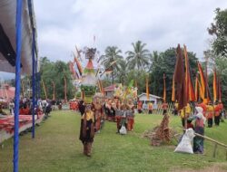 Arakan Bungo Sirieh Nagari Cubadak Jadi Ikon Anyar Festival Tabek Ganggam