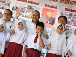 Bantu SD Bustanul Ulum Rp850 Juta, Oktoweri: Bukti Komitmen Semen Padang Majukan Pendidikan