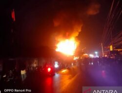 Sejumlah Ruko di Pasaman Barat Terbakar