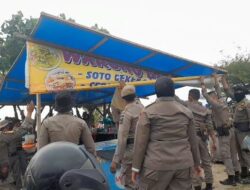 Pemko Padang Tertibkan PKL di Muaro Lasak
