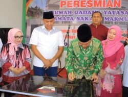 Genius Umar Resmikan Rumah gadang Yayasan Permata Sakato Makmur Bekasi