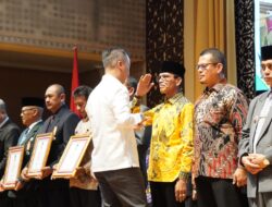 Harkopnas 2023, Bupati Safaruddin Terima Penghargaan Tokoh Penggerak Koperasi Madya