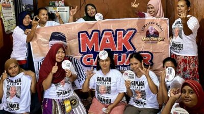 Jadi Ide Bisnis, Mak Ganjar Adakan Pelatihan Membuat Bolu Kukus Berkarakter Bareng Emak-emak