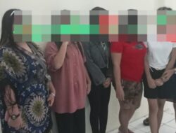 Satpol PP Pasbar Amankan Enam Pemandu Karaoke