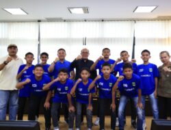 Supardi Lepas Tim SSB Central Pasaman dan Persipas Sijunjung Ikuti Liga Sentra Nasional
