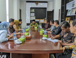 Di Hadapan KI Sumbar, Bupati Padang Pariaman Sampaikan Inovasi Keterbukaan Informasi Publik