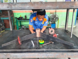 SMK Semen Padang Produksi Mesin Press Restorasi untuk Arsip