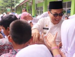 Pj. Walikota Payakumbuh Jasman Mengunjungi Sekolah Masa Kecil