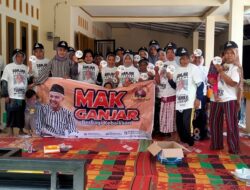 Mak Ganjar Bagi-bagi Bibit Pohon Mangga Gratis Kepada Warga di Solok