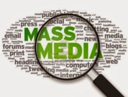 Transformasi Media Massa: Perkembangan Berpikir Kapitalis dan Pengaruh Gerakan Post-Modernisme