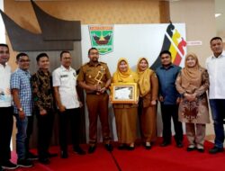 Wagub Apresiasi Penghargaan yang Diterima KPID Sumbar