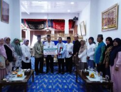 KPN Tuah Sepakat Syariah Distribusikan Zakat pada Baznas Tanah Datar