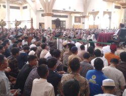 UAS  Di Masjid Baiturrahmah Padang,  Ribuan Jemaah Penuhi Masjid