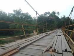 Bertemu Drs. H. Marlis, MM, Warga Nagari Padukuan Dharmasraya Curhat Soal Jembatan yang bertahun-tahun Rusak