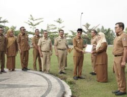 Serahkan 336 SK Kenaikan Pangkat, Bupati Minta ASN Optimalkan Fungsi Pelayanan Publik