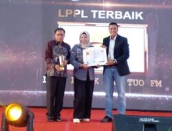 Pemkab Tanah Datar Raih Dua Penghargaan dari KPID Sumatera Barat