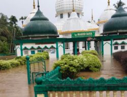 Jalan Sumbar – Riau Dialihkan via Lintau