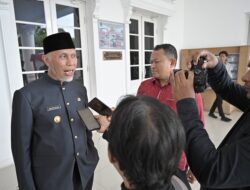 Gubernur Mahyeldi Respons Banjir di Lubuk Sikaping, Dinas Terkait Diturunkan untuk Atasi Penyempitan Jalur Sungai