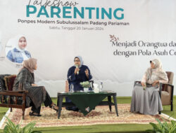 Fery Anies Baswedan Tularkan Pula Asuh Cerdas pada Emak-emak Piaman